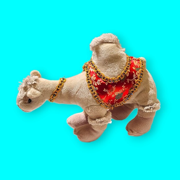 Akaru Camel plush - Picture 1 of 2